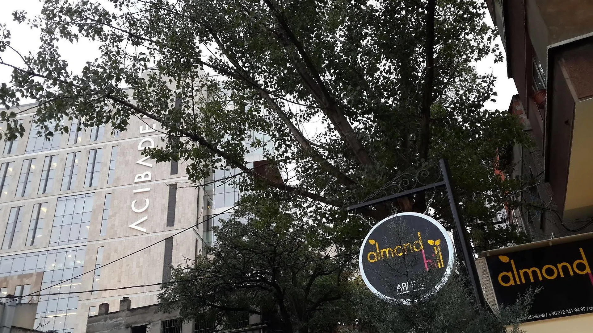 Almond Hill Apart otel İstanbul Türkiye